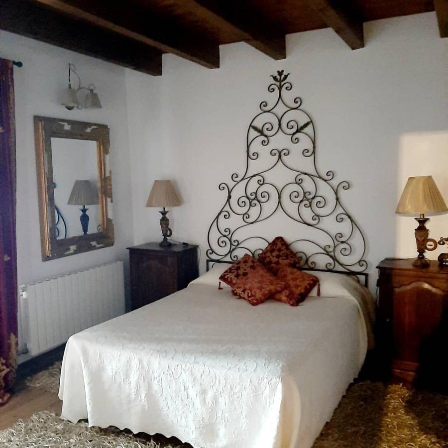 La Posada Del Canal Villanueva de San Mancio Bagian luar foto