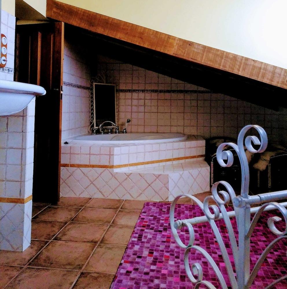 La Posada Del Canal Villanueva de San Mancio Bagian luar foto