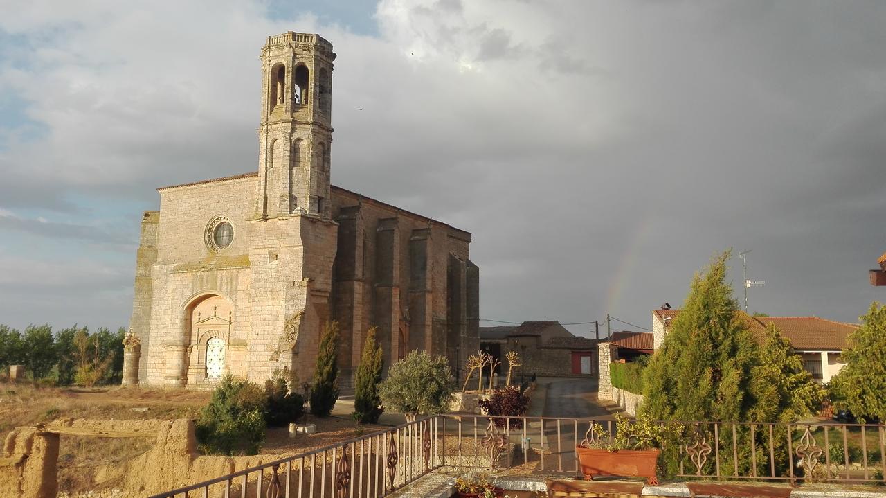 La Posada Del Canal Villanueva de San Mancio Bagian luar foto